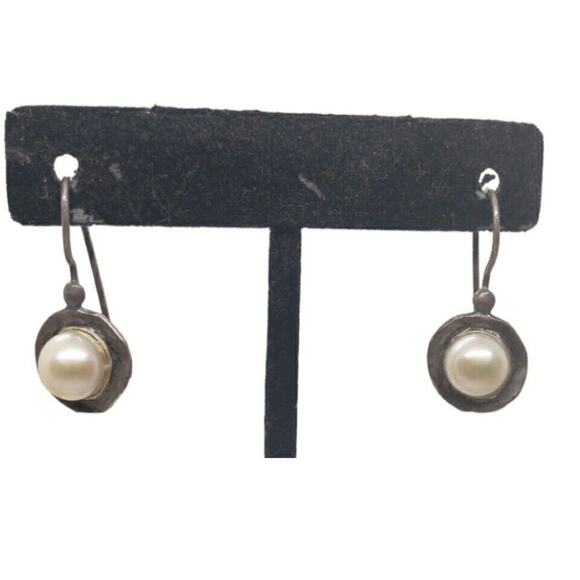 Vintage Earrings Sterling Silver 925 Israel Cultured Pearl Hand Hammered Long - Picture 1 of 8